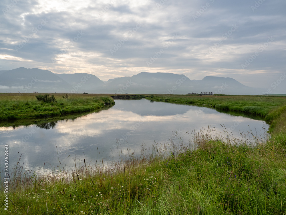 Fototapeta premium mountains and river in Iceland