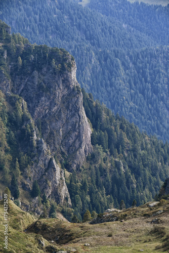 Panorami della Val Brembana salendo sopra i Piani dell'Avaro, Lombardia,Italia