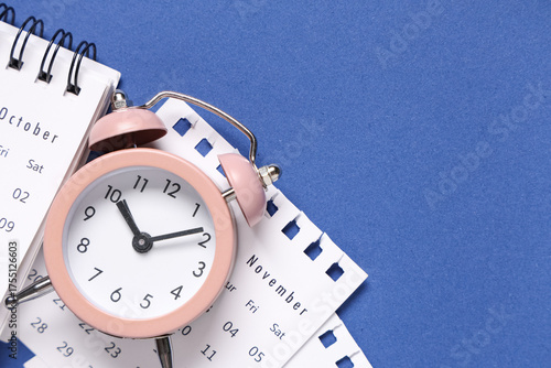 Calendar with alarm clock o...