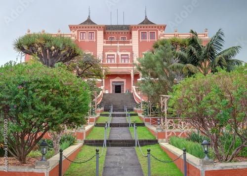 jardin et ville de la Orotava à Tenerife