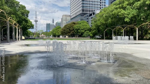 Wallpaper Mural 일본,나고야,공원,물웅덩이,건물,하늘,나무,물,맑음,구름 Torontodigital.ca