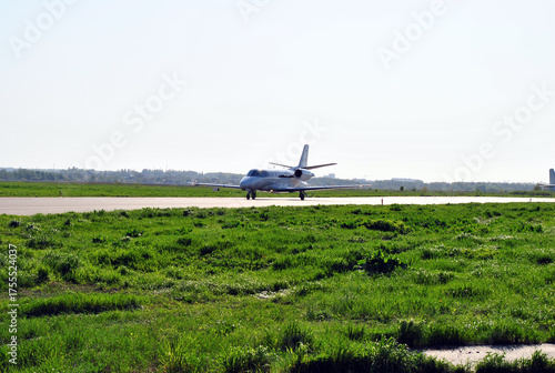 Canvas Print plane on the runaway