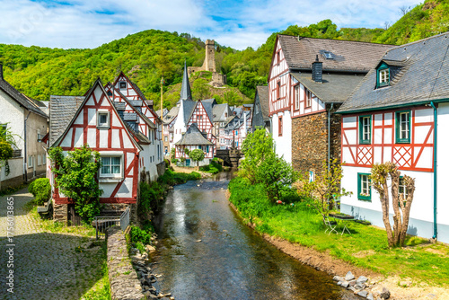 Bild auf Leinwand German village of Monreal in the Eifel region
