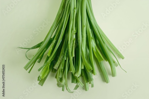 Isolated fresh green scalli...