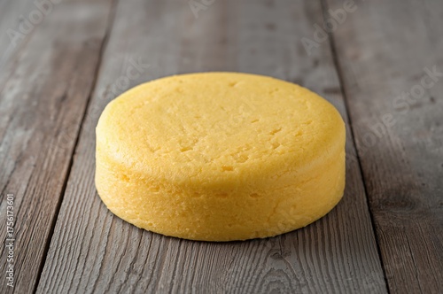 Delicious Yellow Cakes Disp...