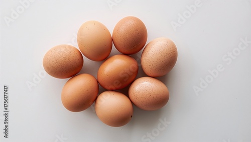 Brown-toned chicken eggs di...