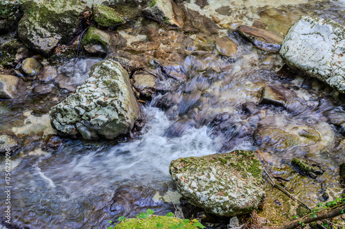 Over millions of years, the Orfento River (in the municipality of Caramanico Terme) has carved out a narrow gorge now covered by dense riparian vegetation featuring willows, ferns, and mosses.