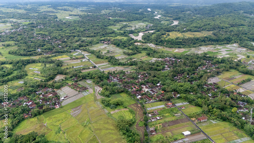 Bild auf Leinwand New toll road in Central Java enhances travel between Yogyakarta and Bawen