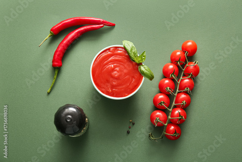 Bowl of tasty tomato sauce ...