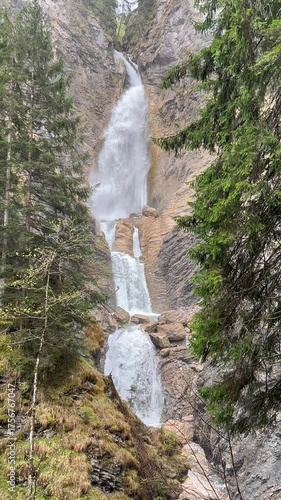 The Martuljek Falls, Lower Martuljek waterfall (Slovenia, Triglav National Park) - Unterer Martuljek-Wasserfall (Slowenien, Nationalpark Triglav) - Spodnji Martuljkov slap (Slovenija)