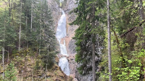 The Martuljek Falls, Lower Martuljek waterfall (Slovenia, Triglav National Park) - Unterer Martuljek-Wasserfall (Slowenien, Nationalpark Triglav) - Spodnji Martuljkov slap (Slovenija)