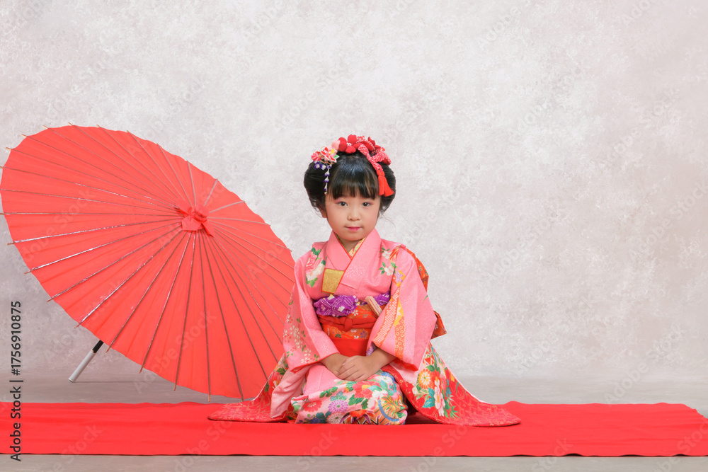 Fototapeta premium Shichi-Go-San Portrait – Little Girl in Pink Kimono Sitting