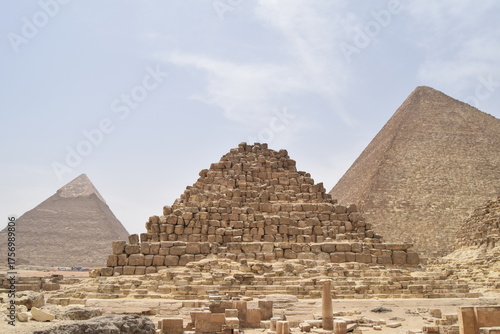 pyramid of giza