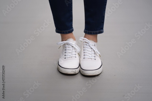 Casual Urban Footwear: A Stylish Pair of White Sneakers Perfect for Everyday Adventures and Trendy Outfits