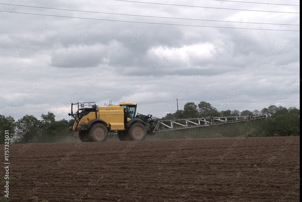 Obraz premium Travaux agricoles .