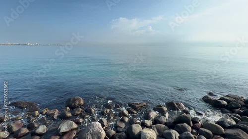 Tranquilidad del mar y sus olas 