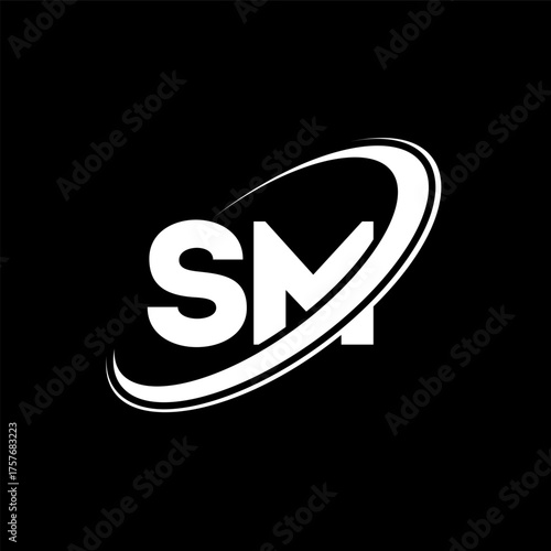 SM S M letter logo design. Initial letter SM linked circle uppercase monogram logo red and blue. SM logo, S M design. sm, s m