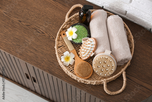 Wicker tray with massage bo...
