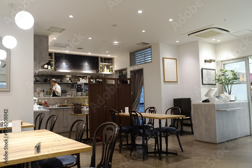 レストランの店内の風景