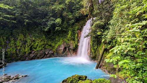 Cuadro en lienzo Rio Celeste Waterfall and pool in Tenorio Volcano National Park, Alajuela Provin