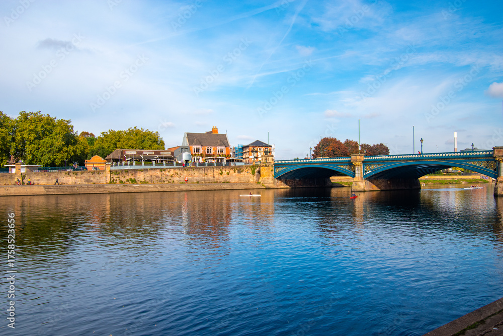 Fototapeta premium A view of the river Trent and a bridge in Nottingham, UK.