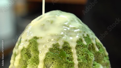 close up of an apple