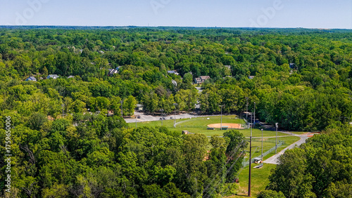 Фотография Aerial landscape of River Road Park during summer in Fredericksburg city in Virg