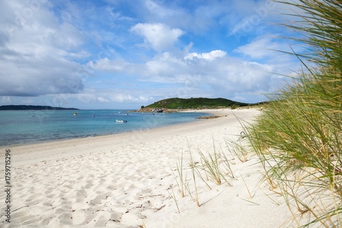 Cuadro en lienzo Higher Town Bay, St Martin's, Isles of Scilly, England