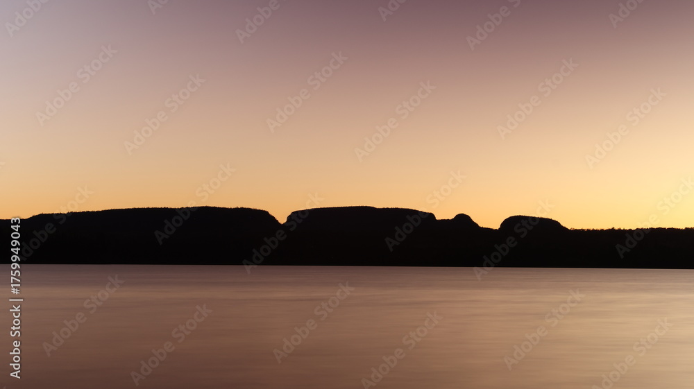 Obraz premium sunset over the river