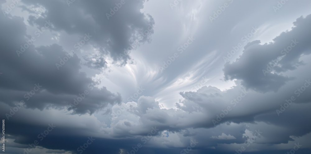 Obraz premium Overcast sky, soft diffused light, dramatic cloudscape, moody atmosphere, environment, outdoor