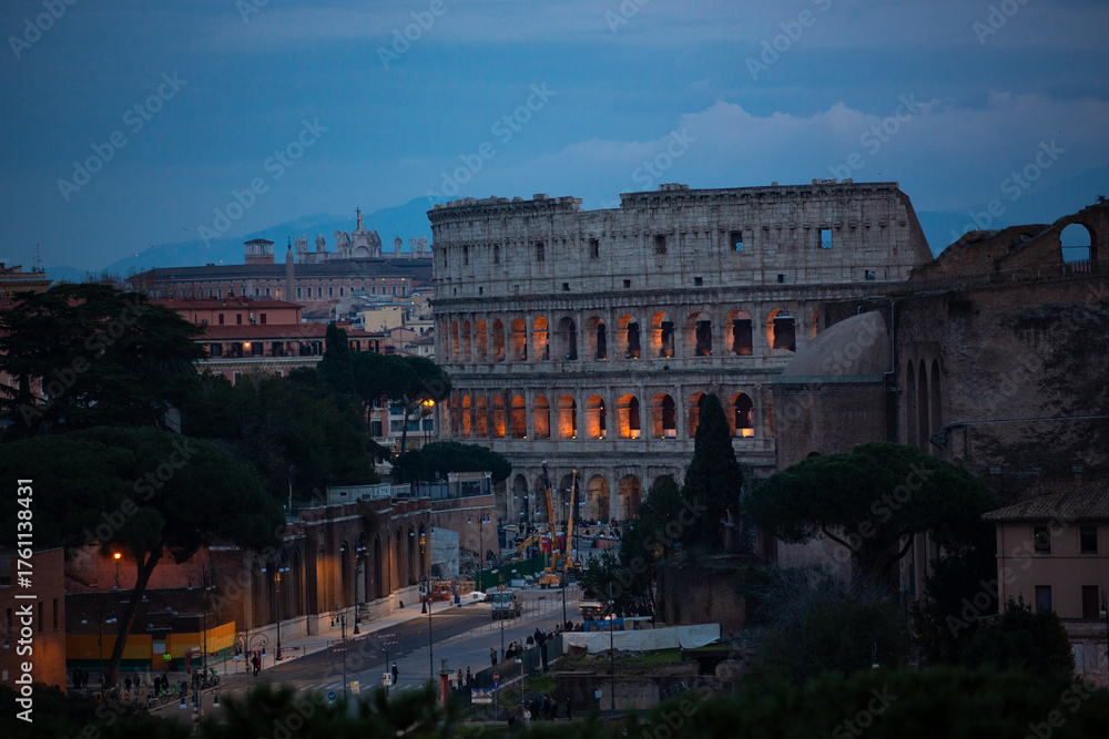Obraz premium Sunset Skyline of Rome