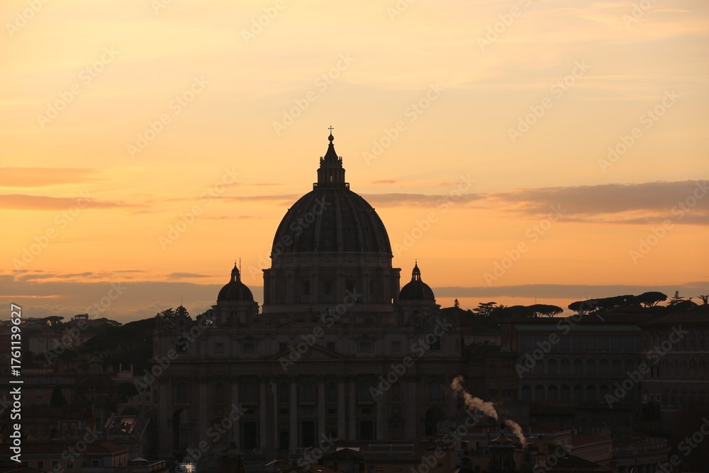 Fototapeta premium St. Peter’s Basilica at Sunset, Vatican City