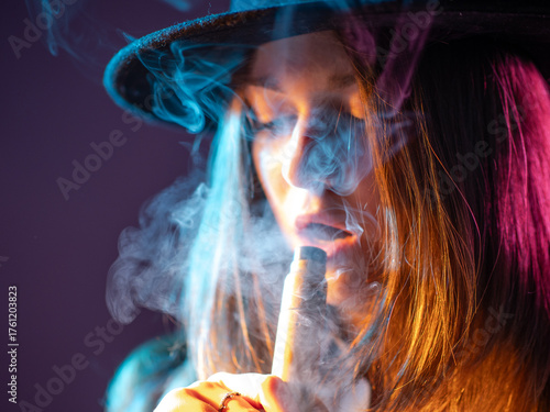 Vape culture highlights wom...