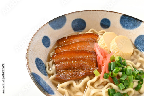 沖縄そば（三枚肉）