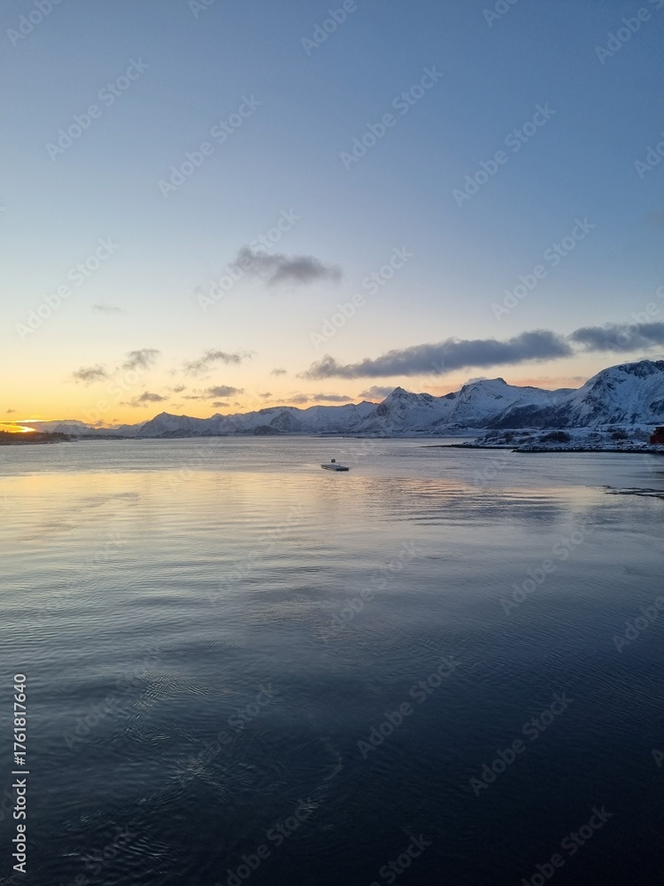 Fototapeta premium Winter in Lofoten Islands, Norway 
