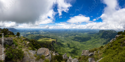 Looking down on Kampersrus from Mariepskop