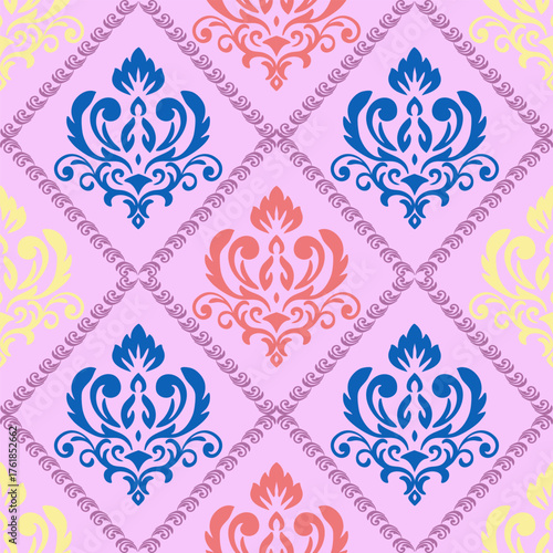 Elegant Damask Floral Ornament Seamless Pattern