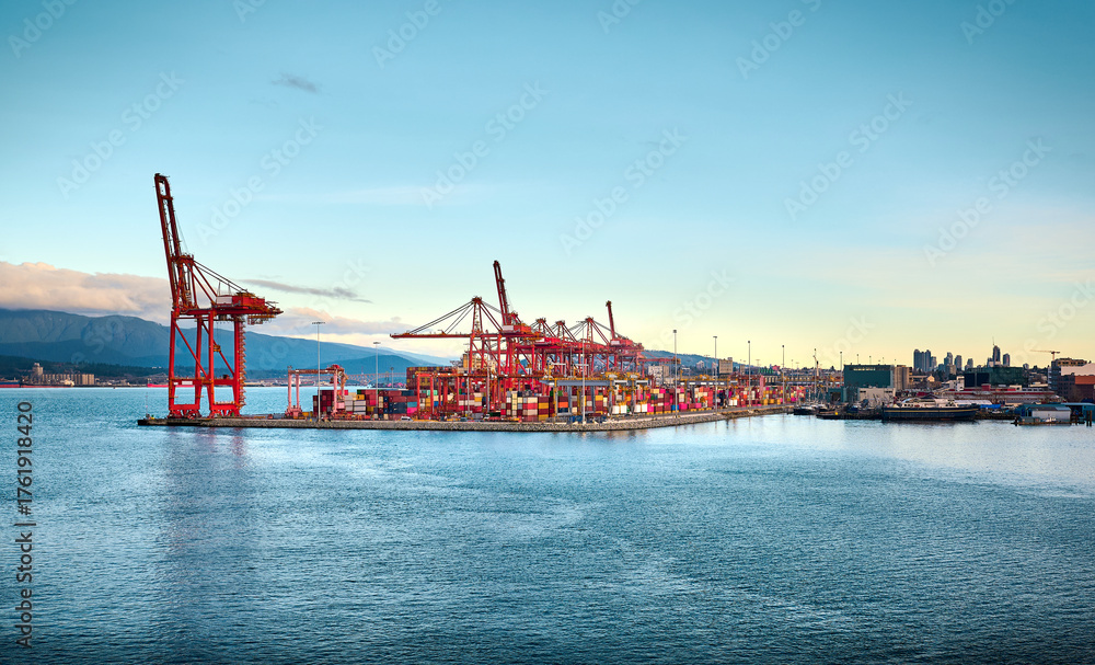 Obraz premium Port of Vancouver. Marine cargo terminal. Largest port in Canada. Vancouver, British Columbia, Canada