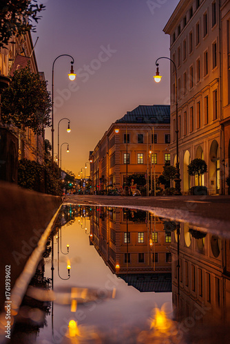 Nächtliche Stadtansicht von München, Bayern, Deutschland, Europa
