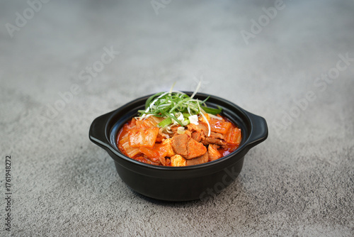 두부 돼지고기 김치짜글이를 촬영한 모습