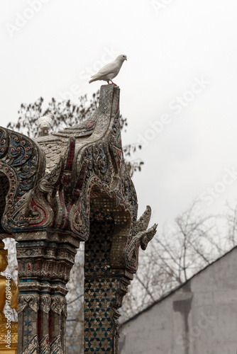 Wuhan Gude Temple, Religious Humanistic Landscape of White Pigeons Perching on Multifunctional Architecture
