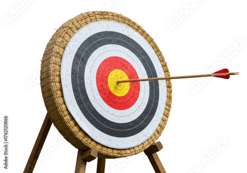 Archery target with arrow in bullseye PNG isolated, straw target with concentric circles for sports and accuracy training