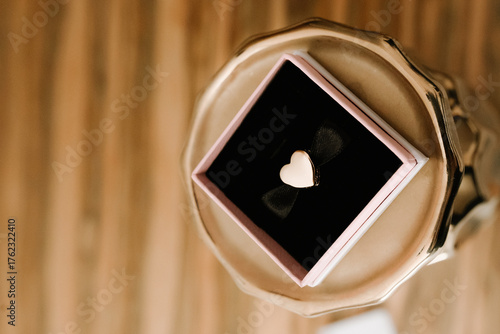 Εκτύπωση καμβά Woman putting on luxury jewelry, elegant accessories and fashion concept, stylis