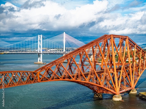 Foto Forth Bridge from a drone, Queensferry Crossing, Forth Estuary, Scotland