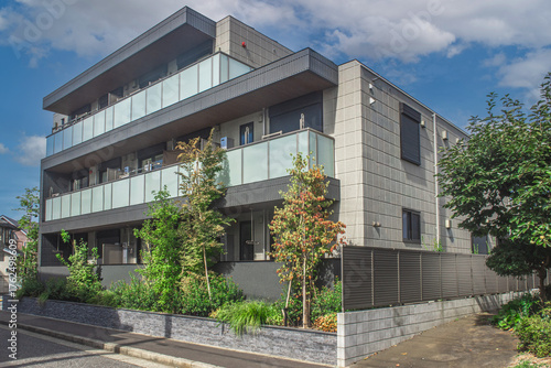 低層マンション