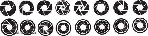 Set black and white photo camera lens diaphragm. Shutter icon, Camera shutter icons set. Diaphragm icon, photography symbol vector illustration.