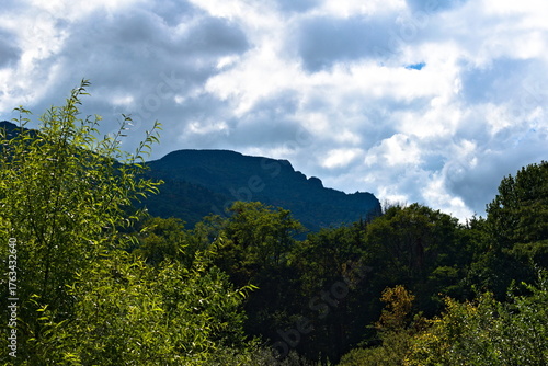 Wallpaper Mural Highway 105, between Boone and Linville, offers spectacular views of the Grandfather Mountain profile in the Blue Ridge Mountains. Torontodigital.ca