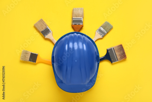 Blue hardhat with brushes o...