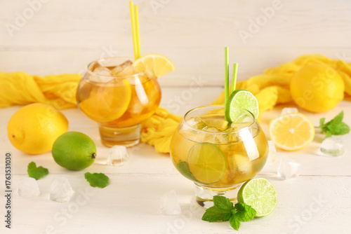 Refreshing iced tea drinks ...