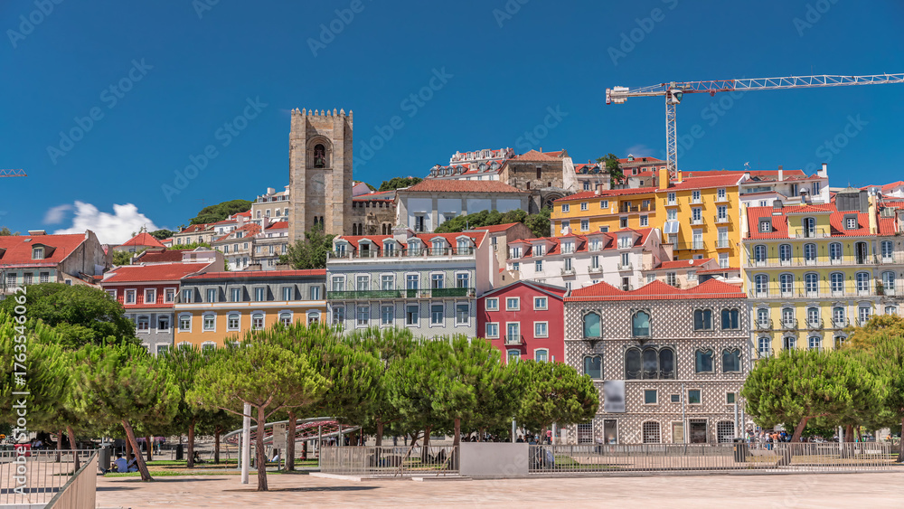 Obraz premium Square largo Jose Saramago timelapse hyperlapse at medieval quarter Alfama in Lisbon